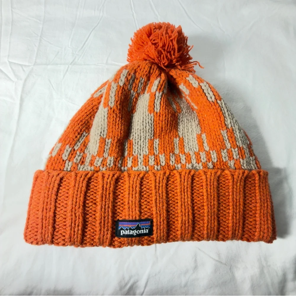 Patagonia Kids' Vibrant Orange and Cream Beanie - Picture 5 of 8